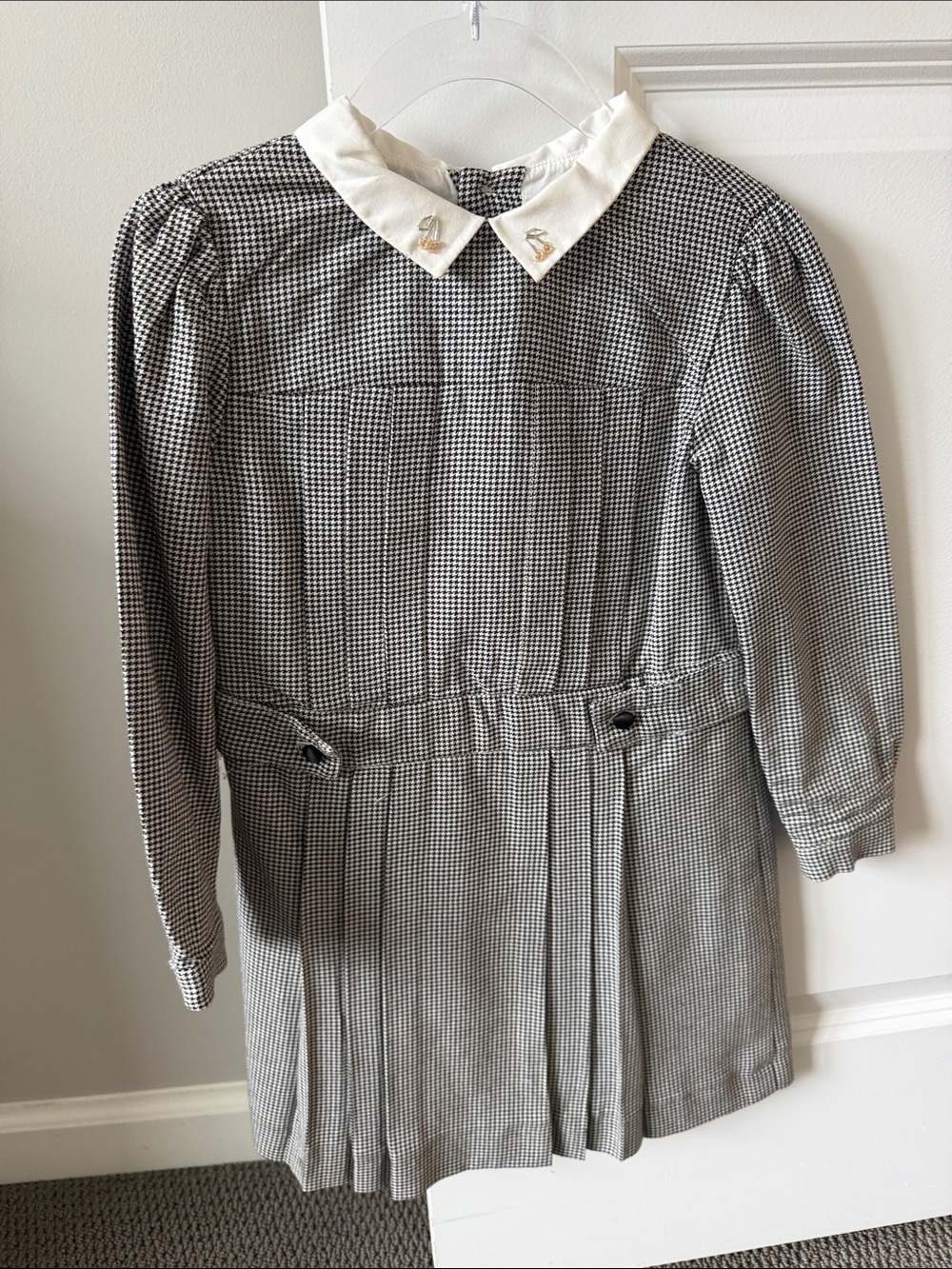 Bonpoint Black and White Houndstooth Pleated Dress with White Collar